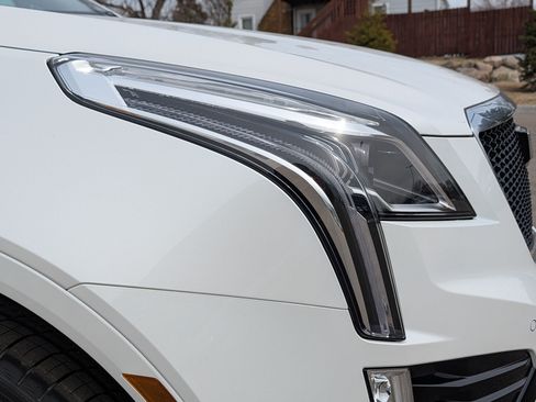 Used 2026 Cadillac XT5 Sportv w/ LPO, Onyx Lite Package AWD/4WD image 14