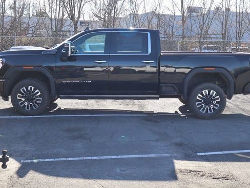 New 2026 GMC Sierra 2500 Denali Ultimate w/ Max Trailering Package image 5