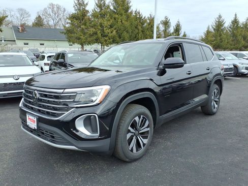 New 2026 Volkswagen Atlas SE image 4