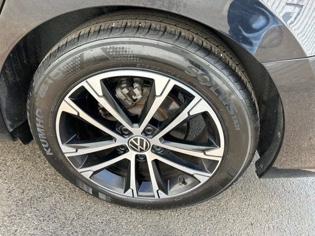 Used 2025 Volkswagen Jetta Sport FWD image 57