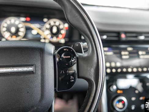 Used 2020 Land Rover Discovery Sport SE R-Dynamic image 24