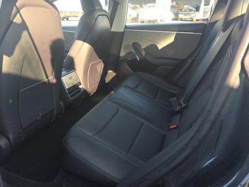 Used 2025 Tesla Model 3 Long Range image 11