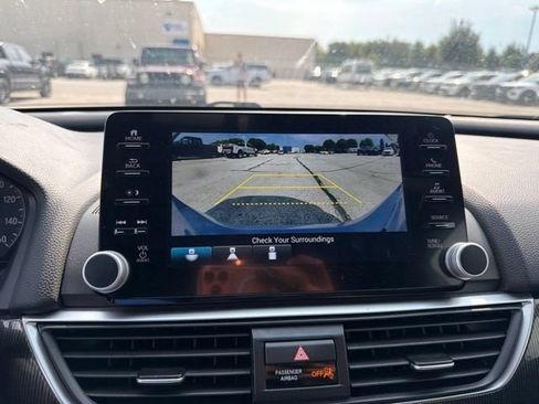 Used 2022 Honda Accord Sport image 22