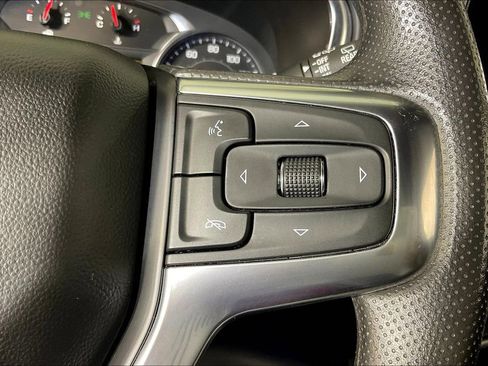 Used 2023 Chevrolet Blazer LT image 28