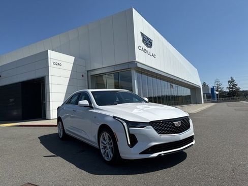 New 2025 Cadillac CT4 Luxury image 9