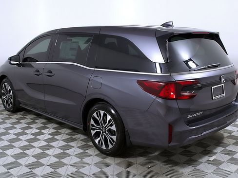 New 2026 Honda Odyssey Elite image 9