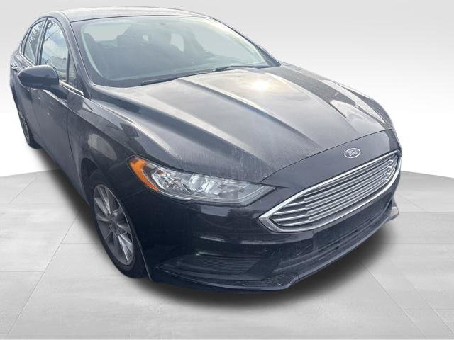 Used 2017 Ford Fusion SE FWD image 25