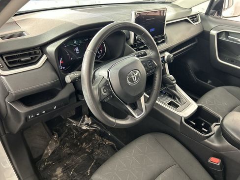 Used 2024 Toyota RAV4 XLE w/ Weather Package AWD/4WD image 11