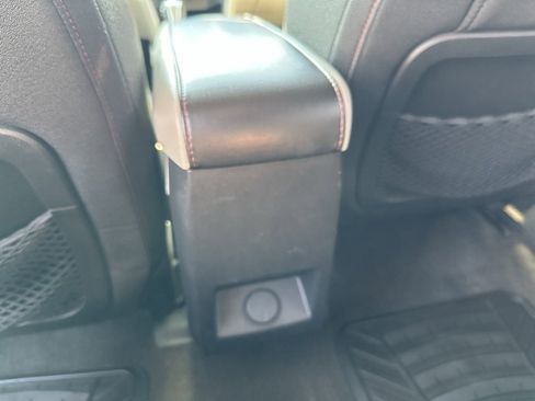 Used 2010 Chevrolet Equinox LS image 23