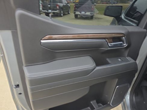 Used 2023 Chevrolet Silverado 1500 RST w/ LPO, Dark Essentials Package image 9