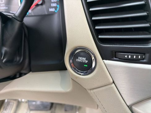 Used 2019 GMC Yukon Denali w/ Denali Ultimate Package image 18