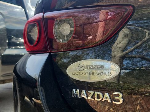 Certified 2025 MAZDA MAZDA3 s image 21