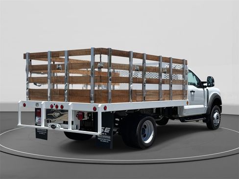 New 2024 Ford F450 XL w/ XL Chrome Package image 5