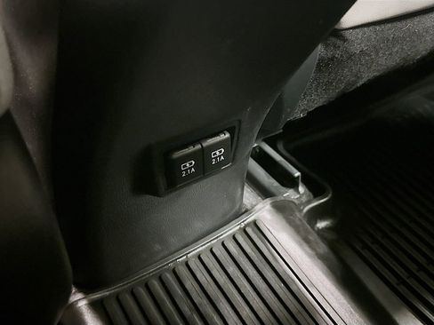 Used 2019 Lexus UX 250h image 32