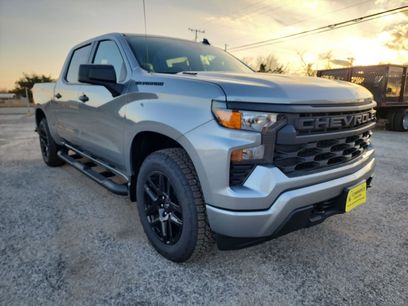 New 2026 Chevrolet Silverado 1500 Custom w/ Turbomax Blackout Package