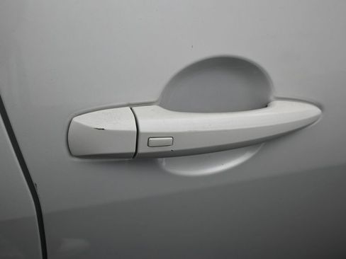 Used 2021 Nissan Sentra SR FWD image 35