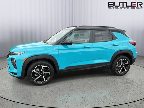 Used 2022 Chevrolet TrailBlazer RS FWD image 3