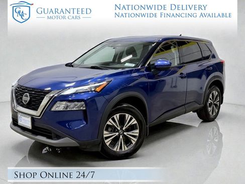 Used 2021 Nissan Rogue SV image 1