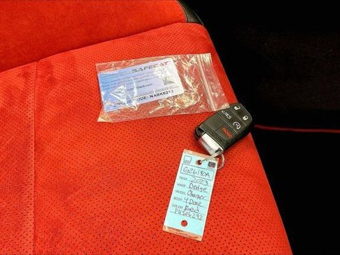 Used 2023 Dodge Charger Scat Pack w/ Dynamics Package image 11