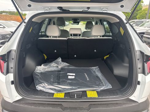New 2026 Hyundai Tucson Blue SE AWD/4WD image 19
