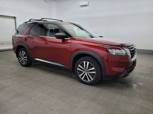 Used 2022 Nissan Pathfinder Platinum w/ Cargo Package AWD/4WD image 11