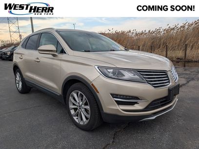 Used 2017 Lincoln MKC Select w/ Lincoln MKC Climate Package