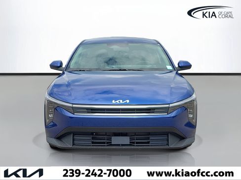 New 2026 Kia K4 FWD image 2