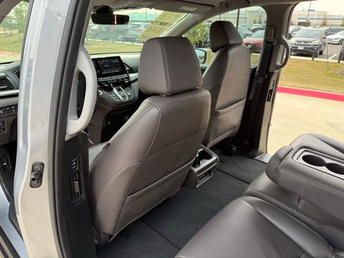 Used 2023 Honda Odyssey EX-L image 22