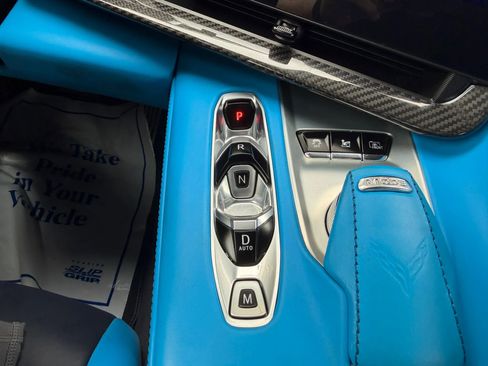 Used 2021 Chevrolet Corvette Stingray Premium Cpe w/ Z51 Performance Package RWD image 22