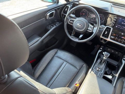 Used 2021 Kia Sorento S AWD/4WD image 15