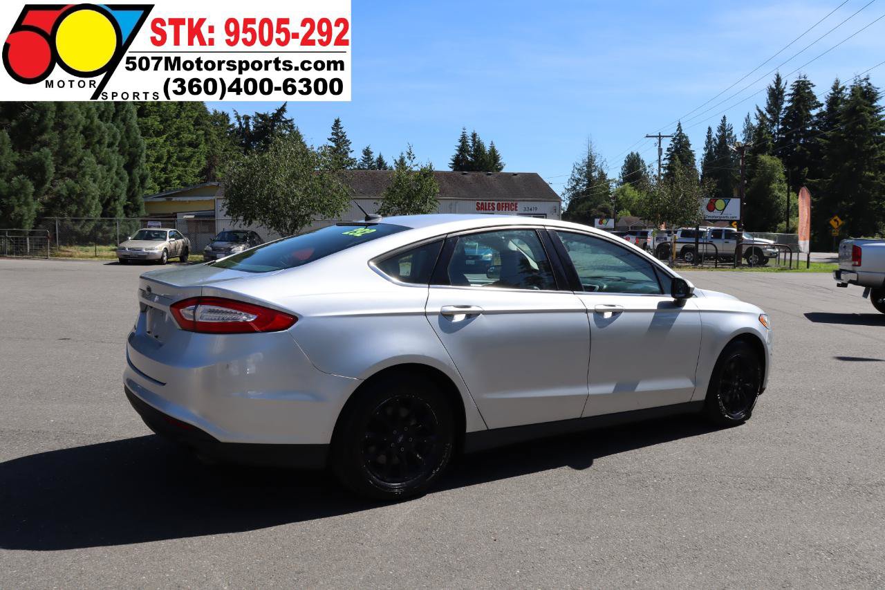 Used 2015 Ford Fusion S FWD image 7