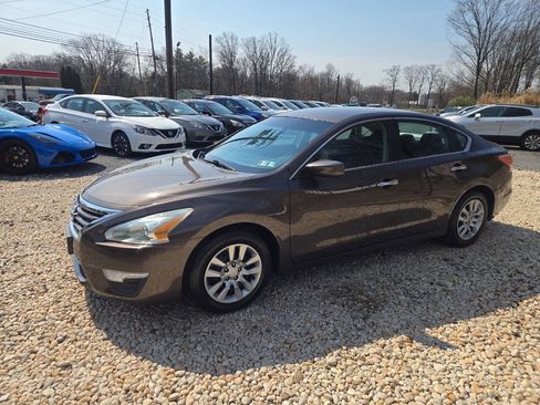 Used 2013 Nissan Altima 2.5 S image 3