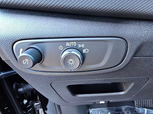 New 2026 Chevrolet TrailBlazer LT w/ Midnight Edition FWD image 22