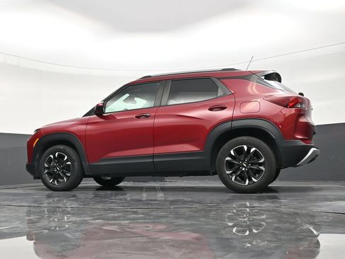 Used 2021 Chevrolet TrailBlazer LT w/ Convenience Package FWD image 20