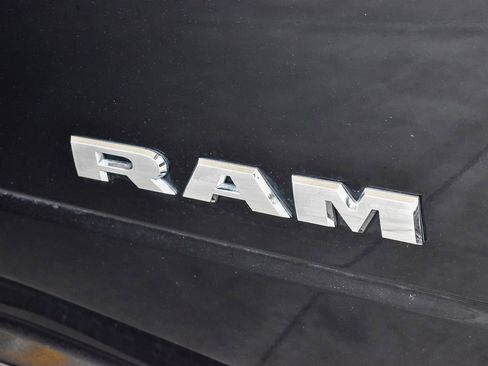 Used 2024 RAM 2500 Laramie w/ Safety Group AWD/4WD image 9