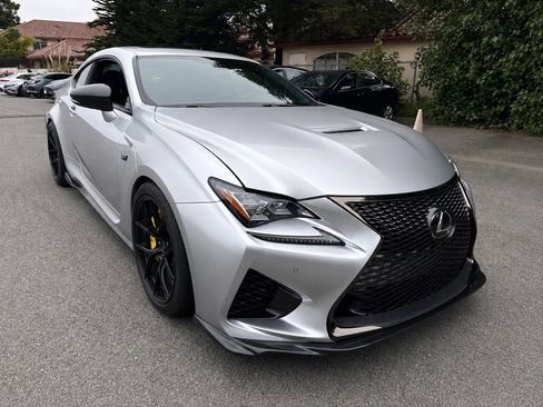 Used 2015 Lexus RC F w/ Premium Package RWD image 3