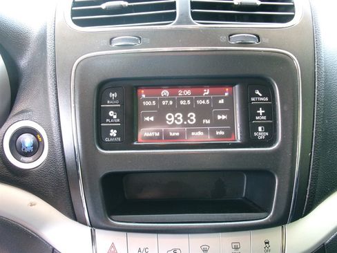 Used 2013 Dodge Journey American Value Package w/ Flexible Seating Group FWD image 32