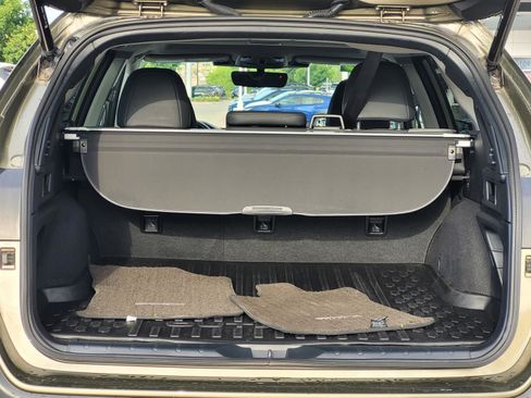 Certified 2025 Subaru Outback Onyx Edition AWD/4WD image 19