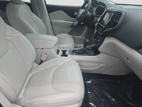 Used 2022 Jeep Cherokee Limited AWD/4WD image 10
