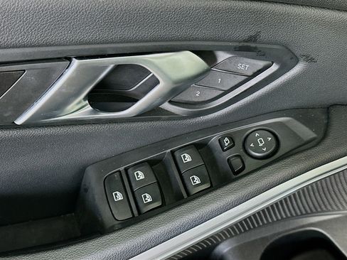 Used 2025 BMW 330i Sedan w/ Convenience Package image 15
