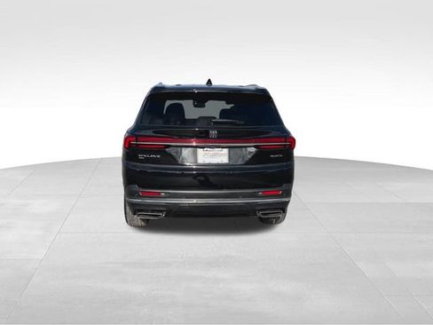 Certified 2025 Buick Enclave Preferred AWD/4WD image 10