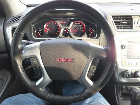 Used 2016 GMC Acadia SLE image 37