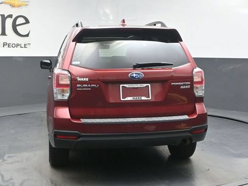 Used 2017 Subaru Forester 2.5i Premium w/ All-Weather Package AWD/4WD image 35