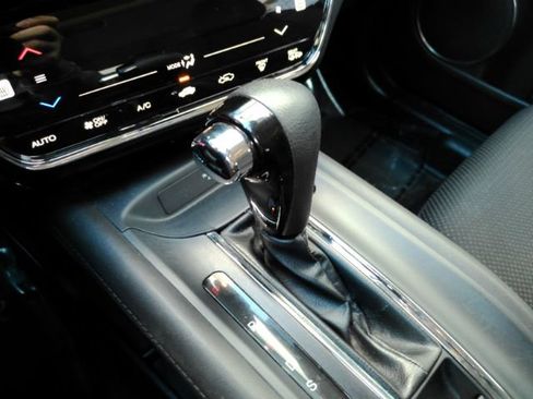 Used 2022 Honda HR-V EX image 43