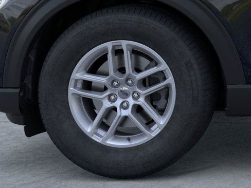 New 2026 Ford Explorer Active RWD image 19