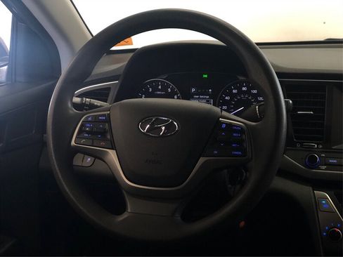 Used 2018 Hyundai Elantra SEL FWD image 15