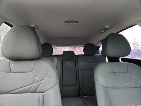 Used 2022 Hyundai Tucson SE image 19