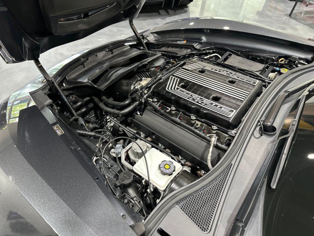 Used 2017 Chevrolet Corvette Z06 RWD image 9