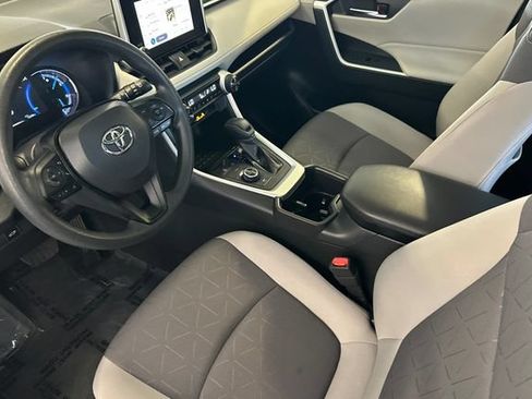 Certified 2025 Toyota RAV4 XLE w/ Convenience Package AWD/4WD image 12