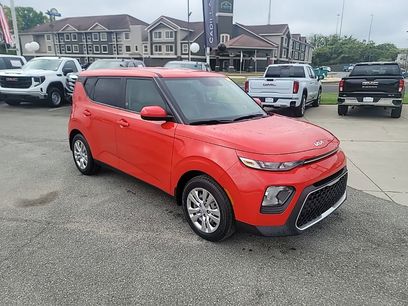 Used 2022 Kia Soul LX